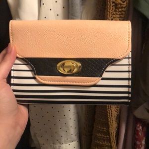 Crossbody bag